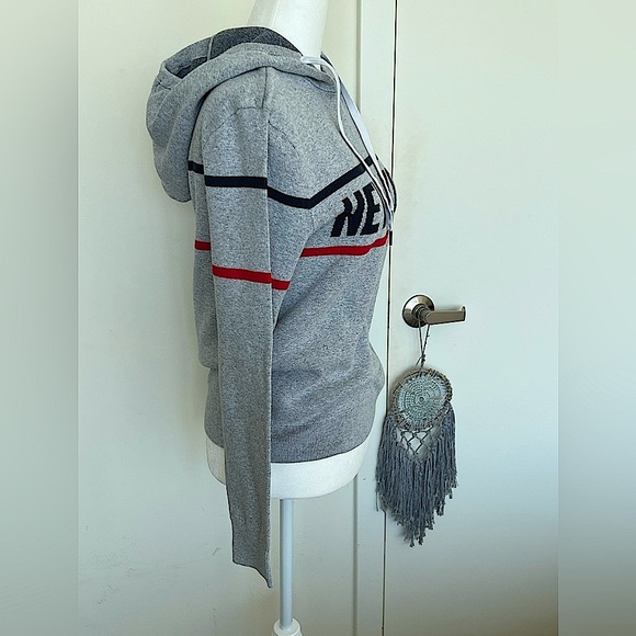 L.O.G.G  by H&M Hoodie Sweater - Picture 2 of 11